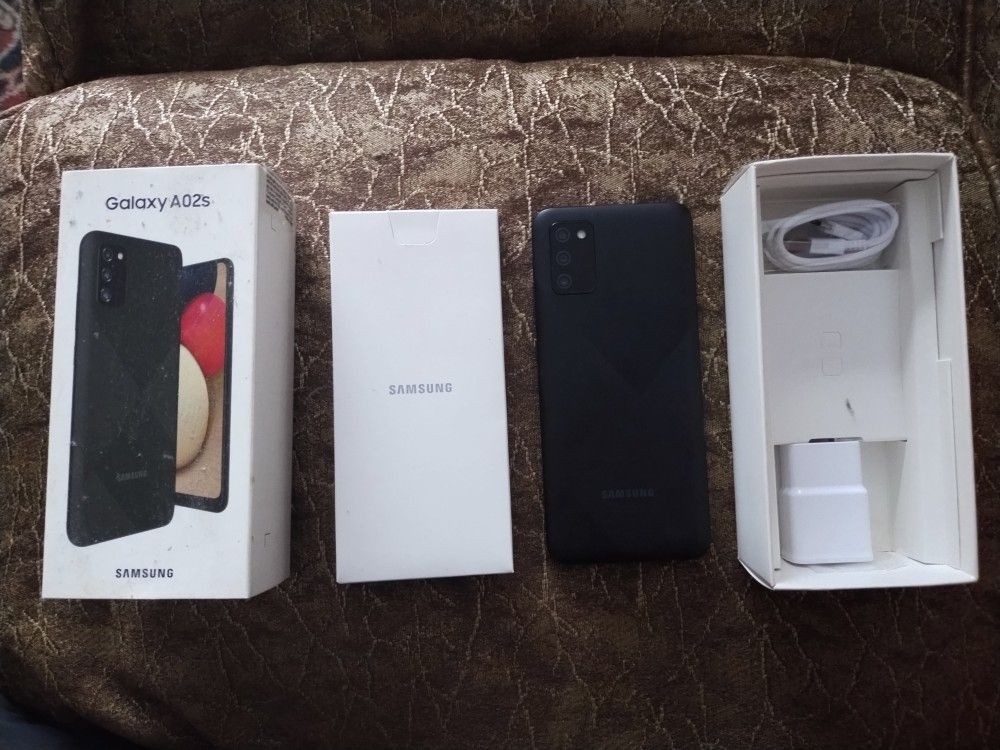 Cell phone. New In Box. Read Description 