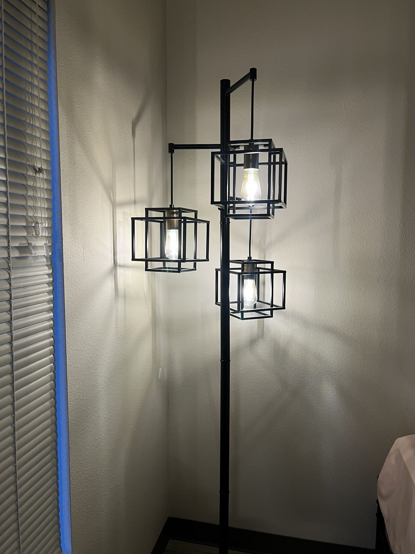 Square 3-Light Floor Lamp