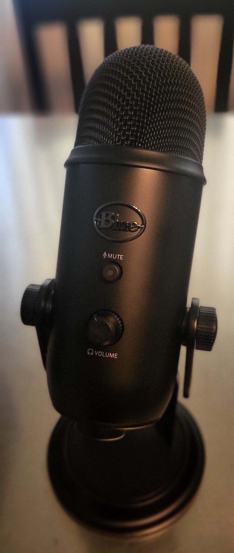 Blue Yeti Professional USB Microphone - Blackout Edition - NEW - Open Box - Mic for Creators - Podcasts - ASMR - Music - Gaming - Singing Recordings