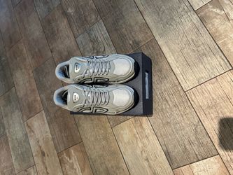 Dior b30