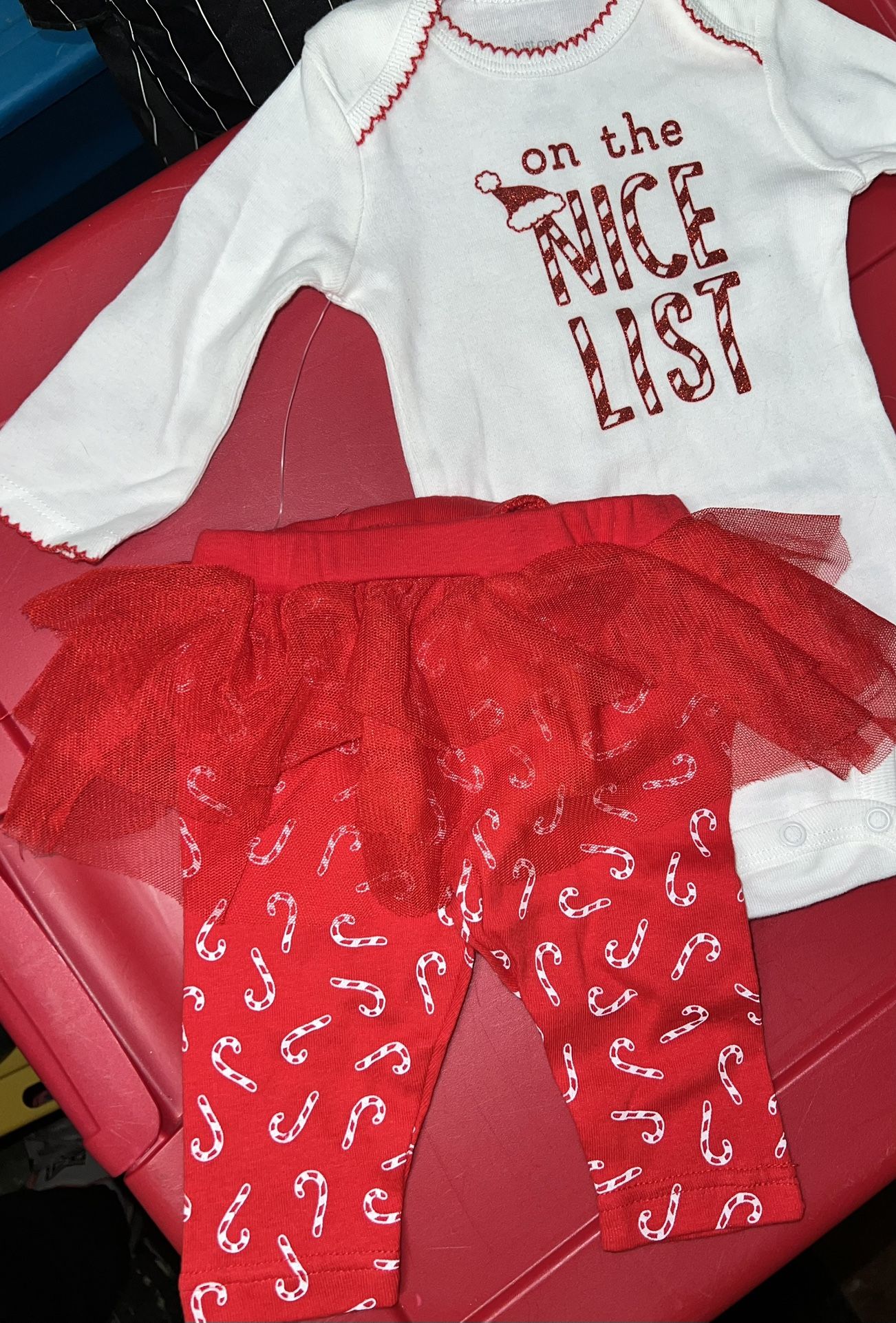 New. 2pc Holiday Outfit. See Description