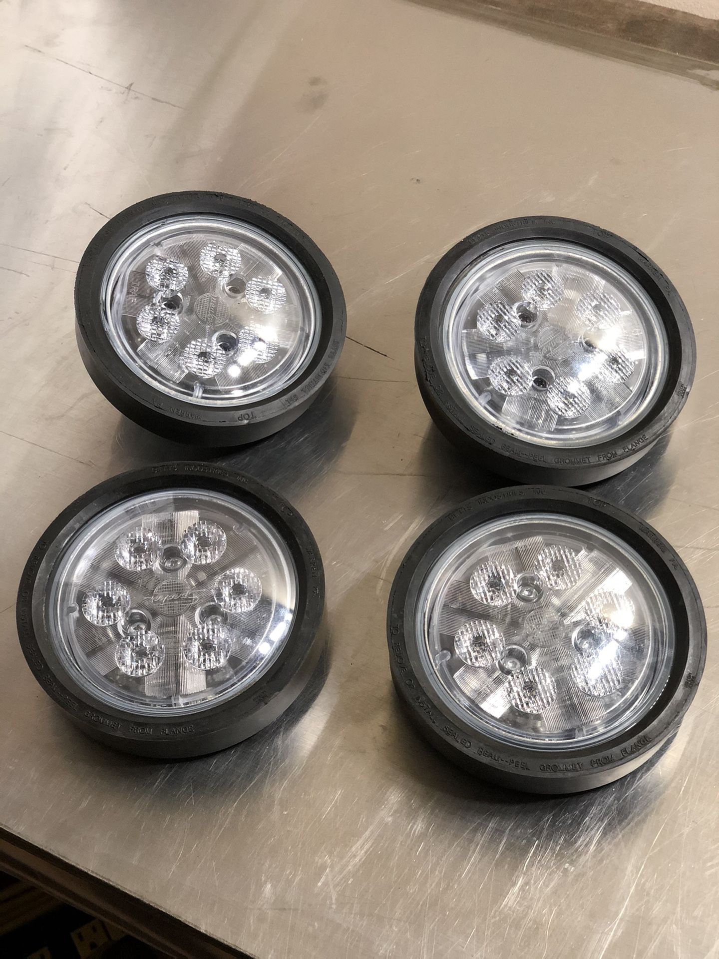 WORK LIGHT HEAD POLYCARBONATE LENS