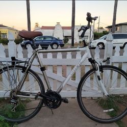 Trek 7200 $80 ONLY IF YOU GET IT RIGHT NOW. TONIGHT. 