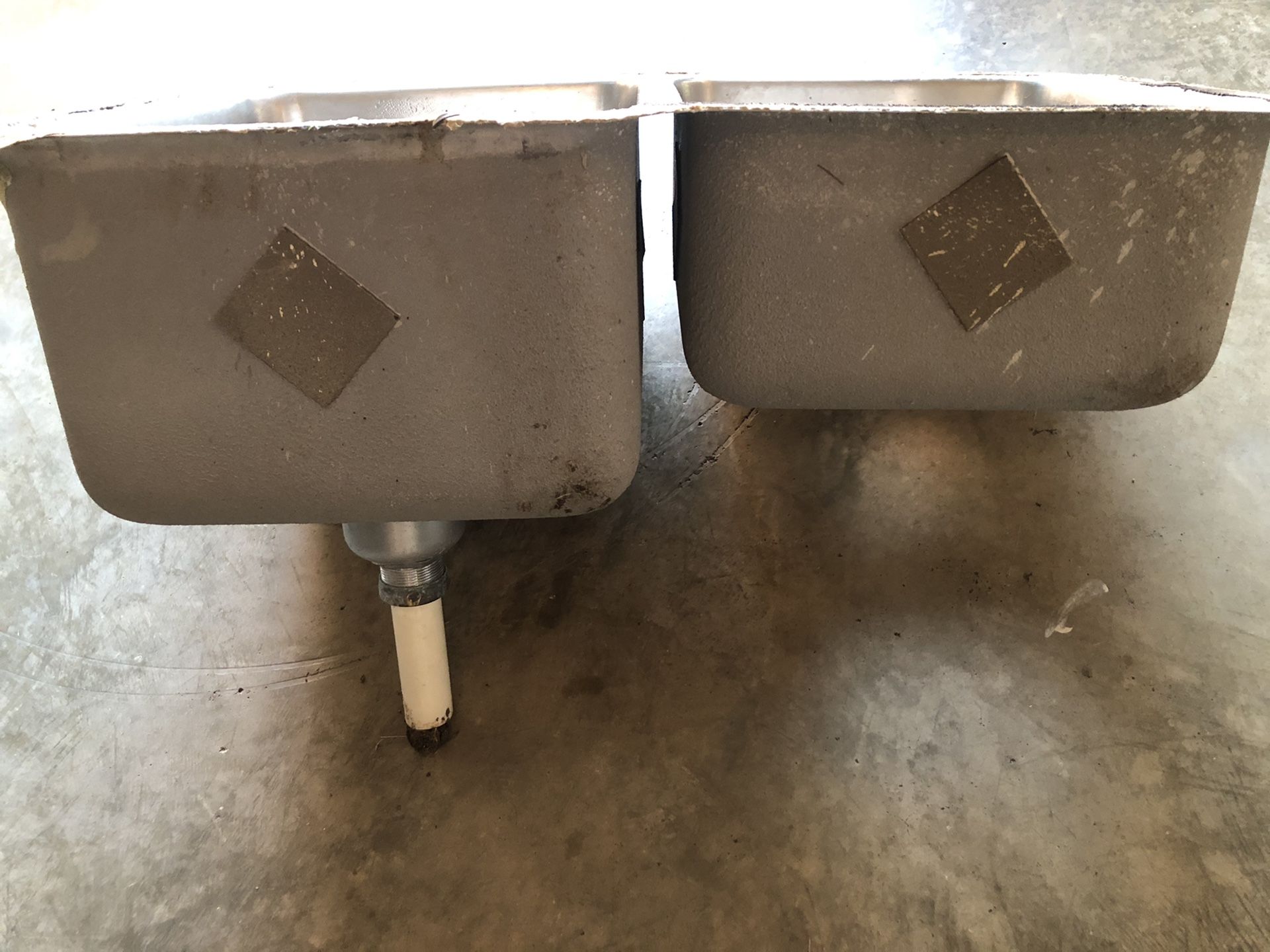 Kitchen Under-Mounted stainless steel double sink
