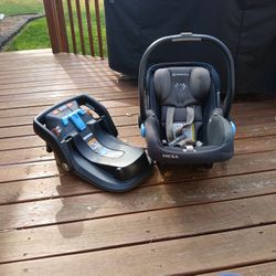 UPPAbaby Mesa Car Seat
