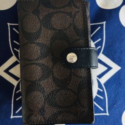 Coach Snap Close Card Holder/Wallet in Signature Canvas