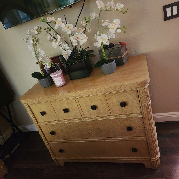 Italy Wood Dresser