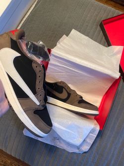 Travis Scott Air Jordan 1 Retro Low Mocha