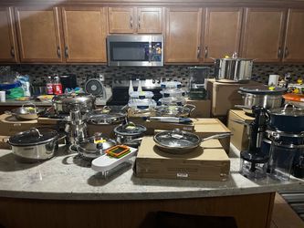 Stainless Steel Cookware Set with Accessories