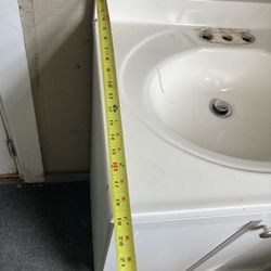 bathroom vanity white 