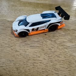 2016 HOT WHEELS SUPER BLITZEN #4 WHITE 2 7/8" DIECAST RACE CAR W/ ORANGE & BLUE