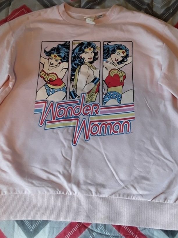 Wonder Woman Sweatshirt