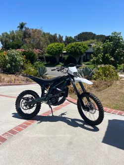 2025 Surron Ultra Bee