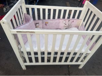 Baby crib free