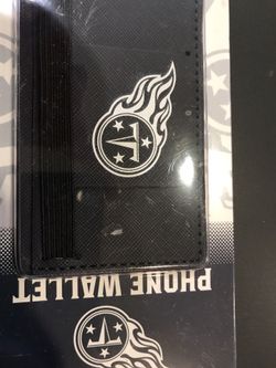 Titans cell phone wallet