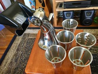 reply ⚐ Royal Prestige Royal Cutter Salad Machine - Complete 5 Cones - $120 (North Park / Morley Field)