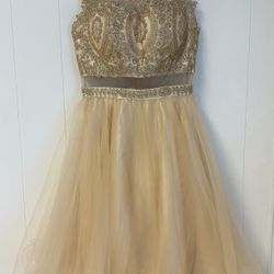May Queen Couture Dress Size 4 