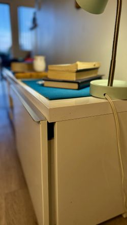 Luxury TV stand white
