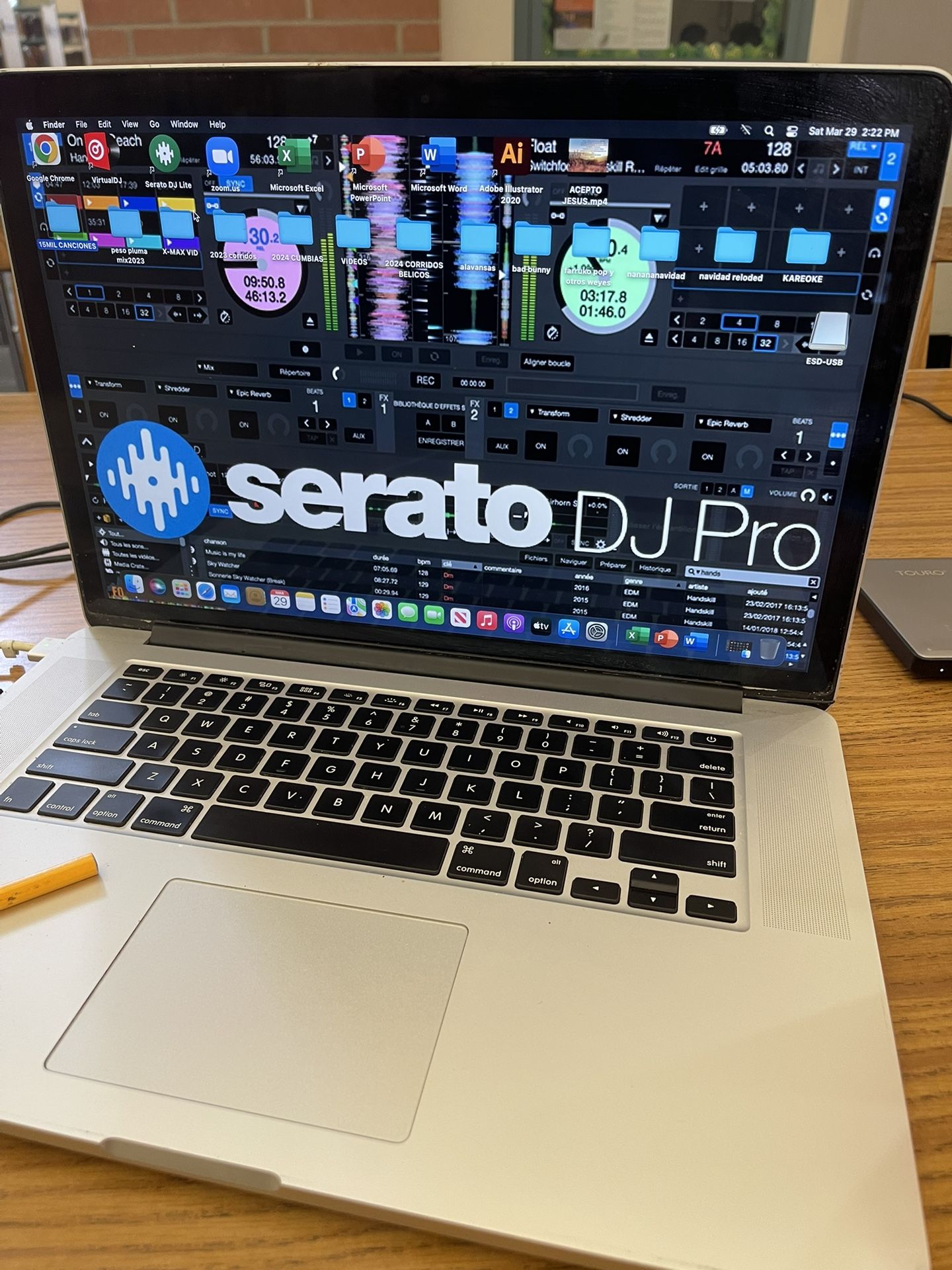 15.6” grande laptop APPLE PRO iCORE 7 16 ram. 500 SSD GIGABYTES Precio $230 ✅TODOS LOS PROGRAMAS INCLUIDOS 👇👇👇👇👇👇👇👇 ✅VIRTUAL DJ 8 ✅SERATO DJ