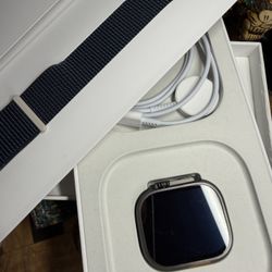 Apple Watch Ultra 2 49mm Bluetooth+LTE New 