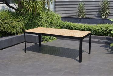 Brand New 9 Pieces Rectangular Extendable Dining Set Die Cast Aluminum, Ideal Furniture Set For Outdoor And patio