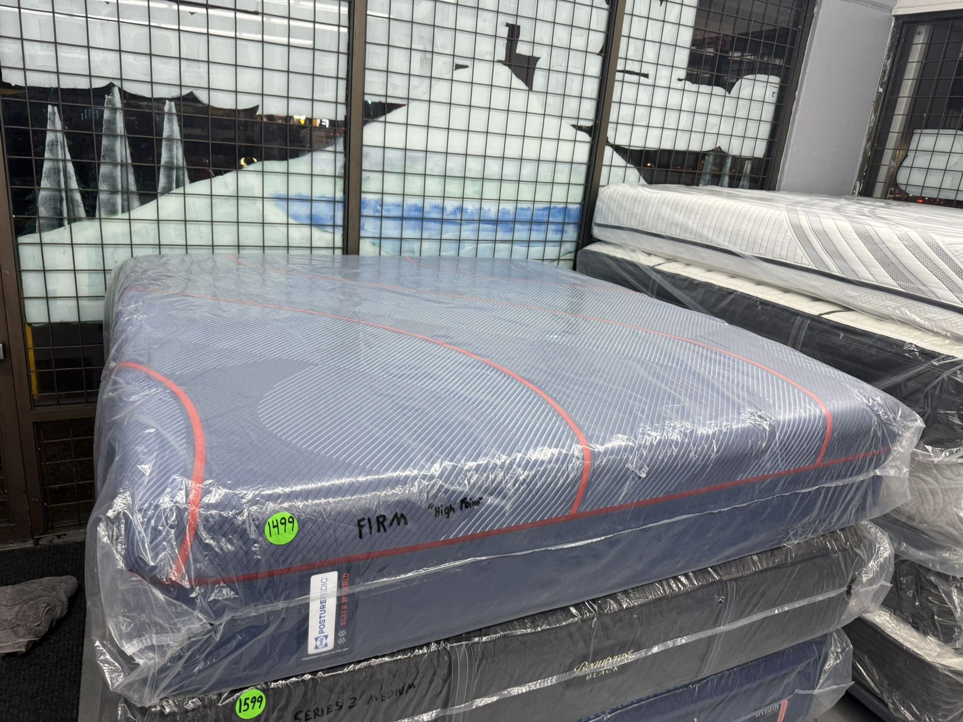 KING SIZE SEALY POSTUREPEDIC ELITE “FIRM” HYBRID MATTRESS & BOX SPRINGS BED SET