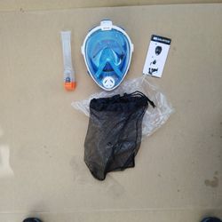Aquatics Full Face mask.