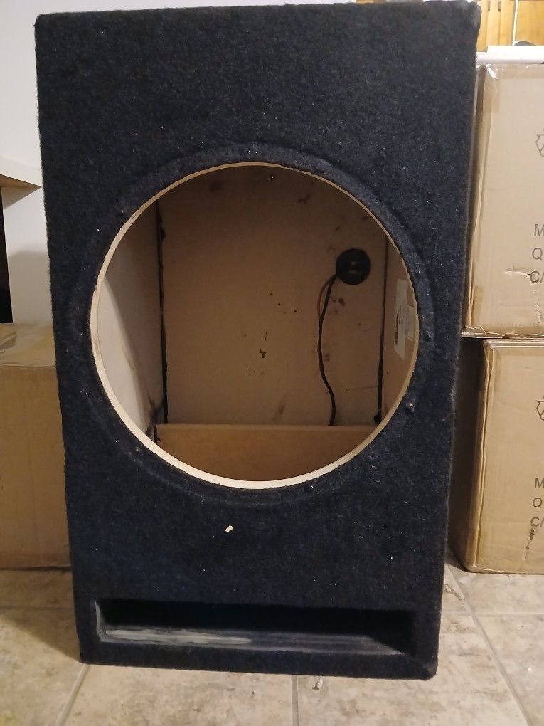Ported Subwoofer Box For A Single 18" Subwoofer