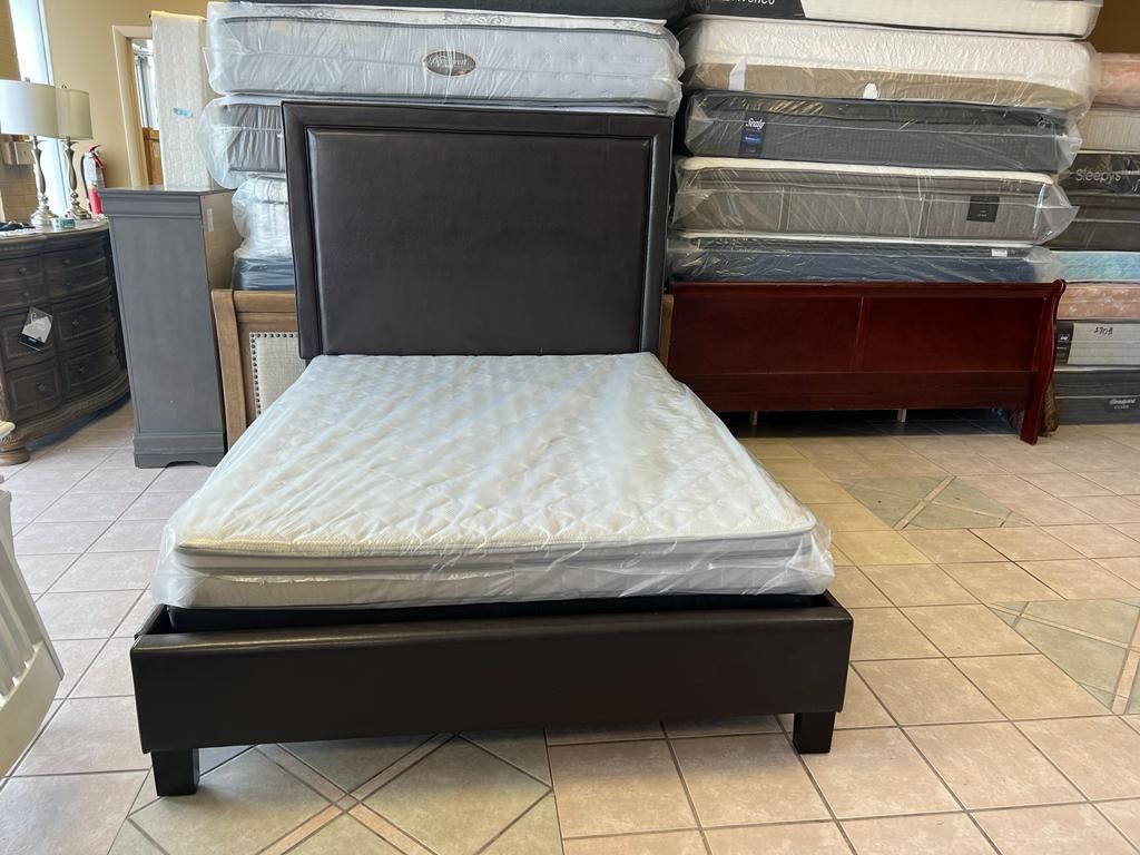 Queen Size Bed Headboard Footboard Mattress And Box Spring🚨🚨 Free Delivery🚨🚨