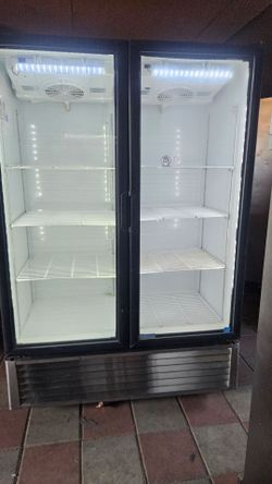2 glass door cooler 6 ft