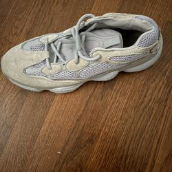 Yeezy 500