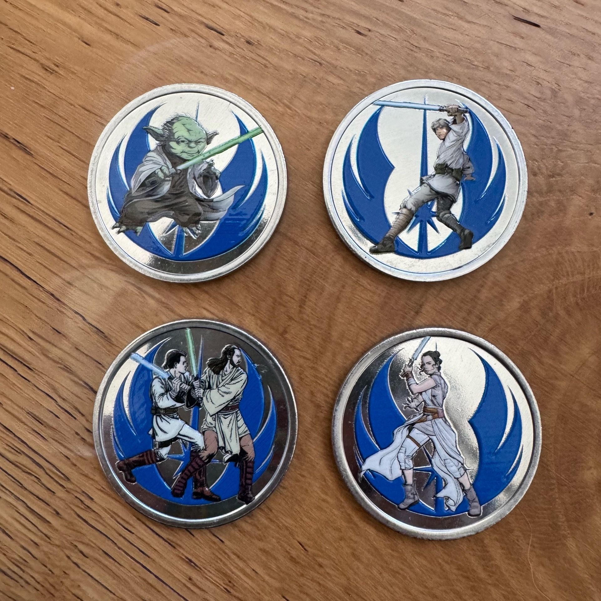 DISNEYLAND STAR WARS JEDI SITH DOUBLE SIDED SILVER COLOR MEDALLION COIN SET OF 4