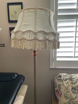 Floor lamp