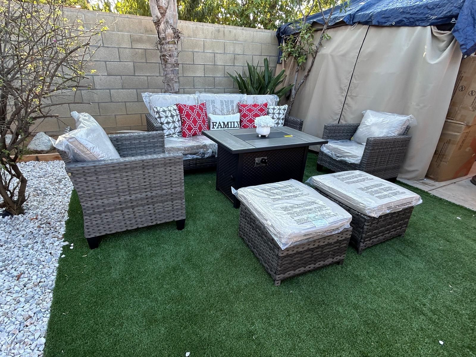 Brand New Patio Outdoor Furniture Set With Fire Pit