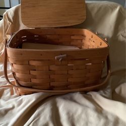 Longaberger Small picnic Basket