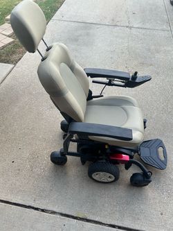Power chair