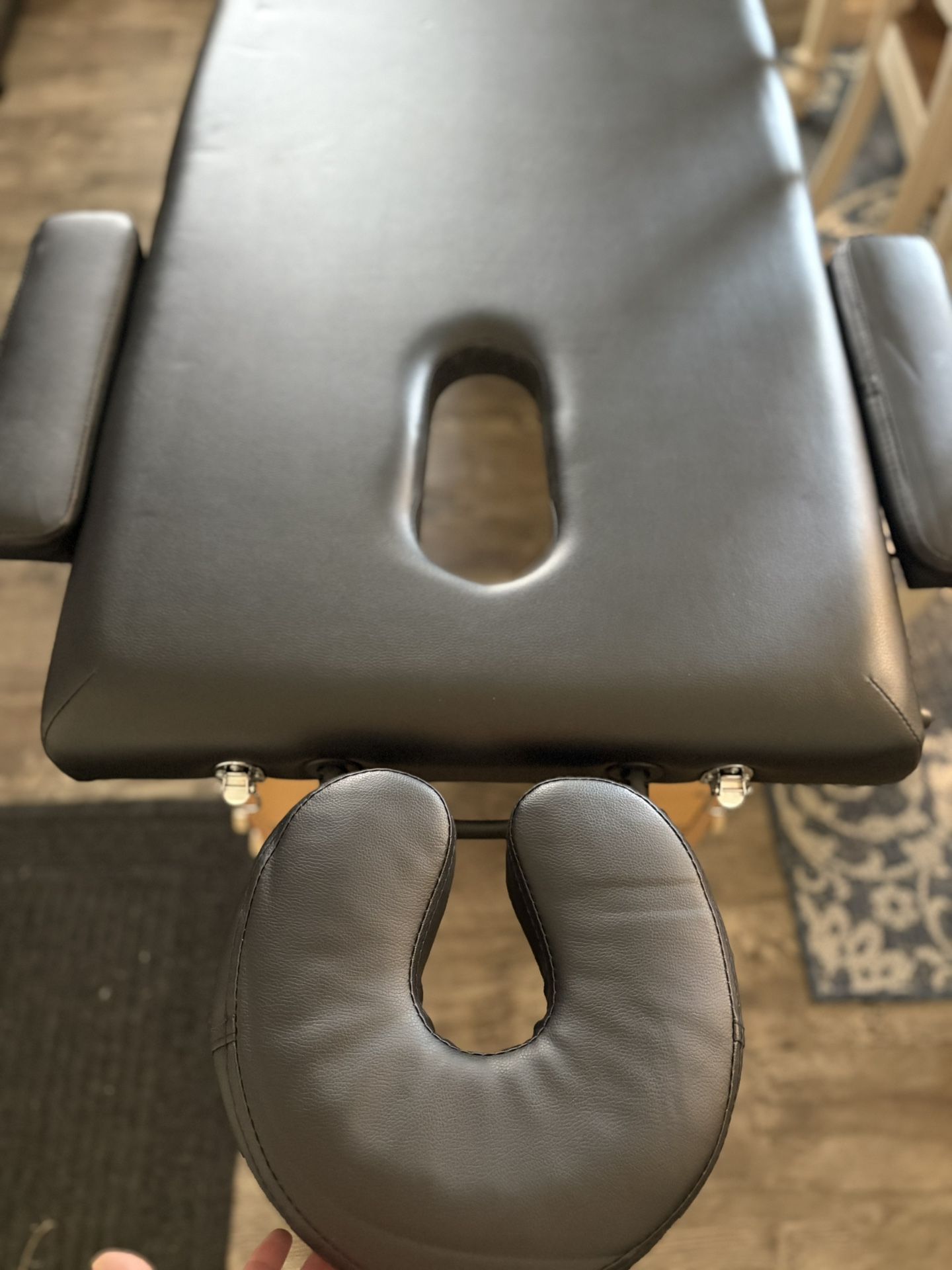 Massage Table 