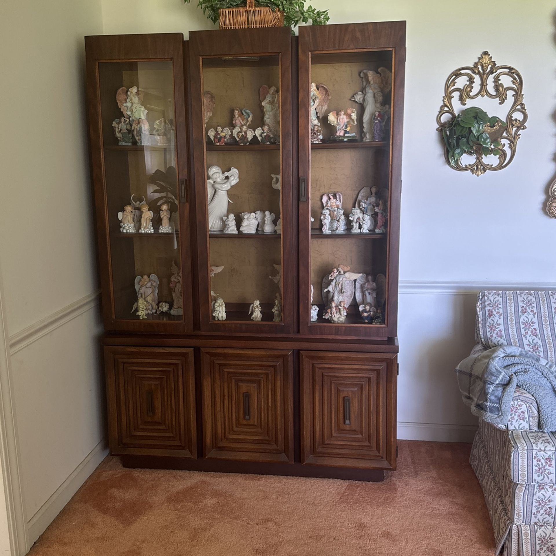 China Cabinet 