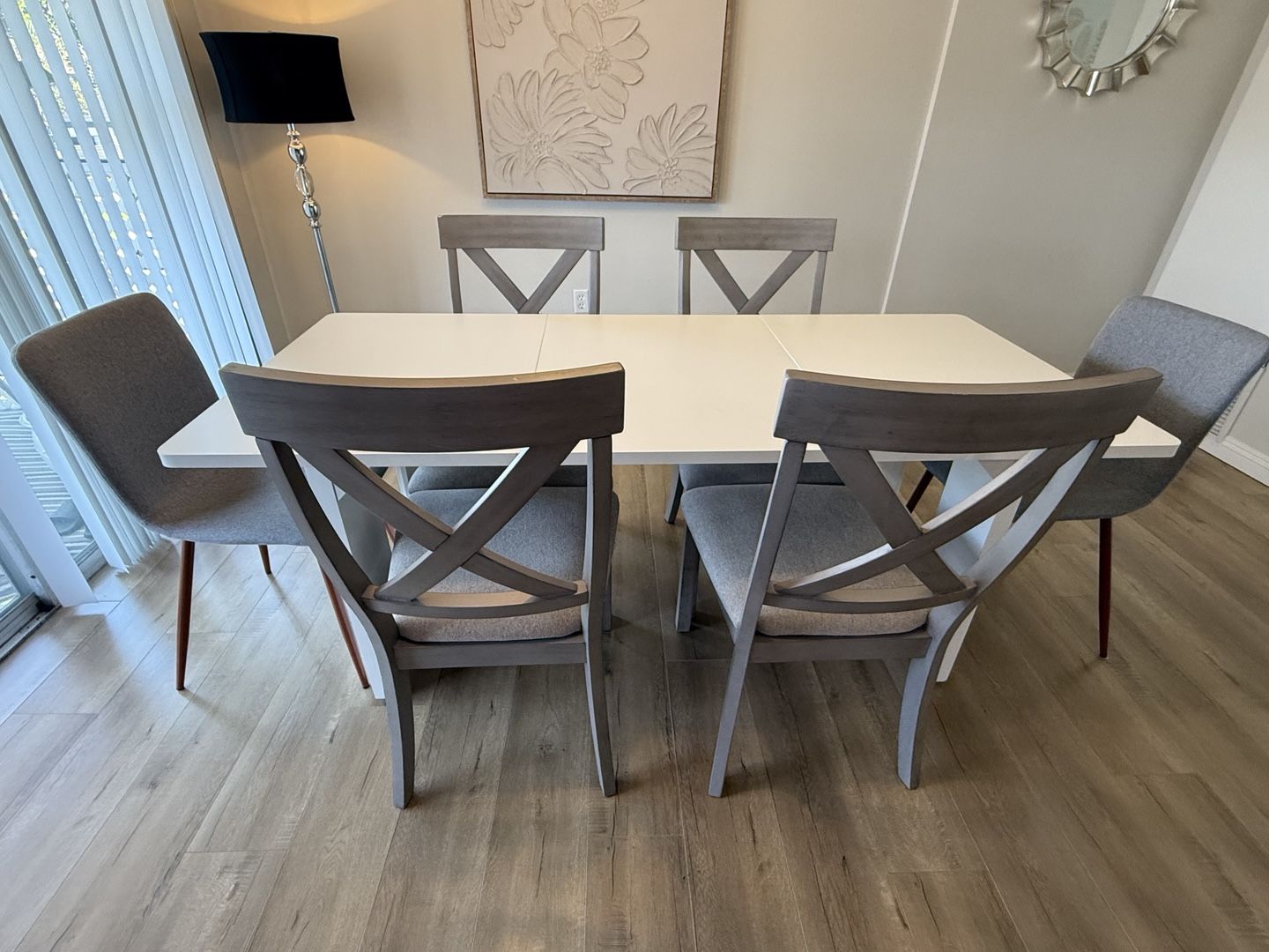 Dining Table with 6chairs