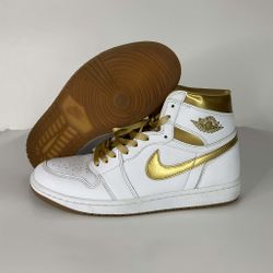 Jordan 1 Retro High OG Shoes Size: 12 Womens/10 Mens 