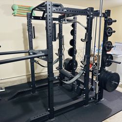 REP Fitness PR-4000 squat rack with lat pulldown
