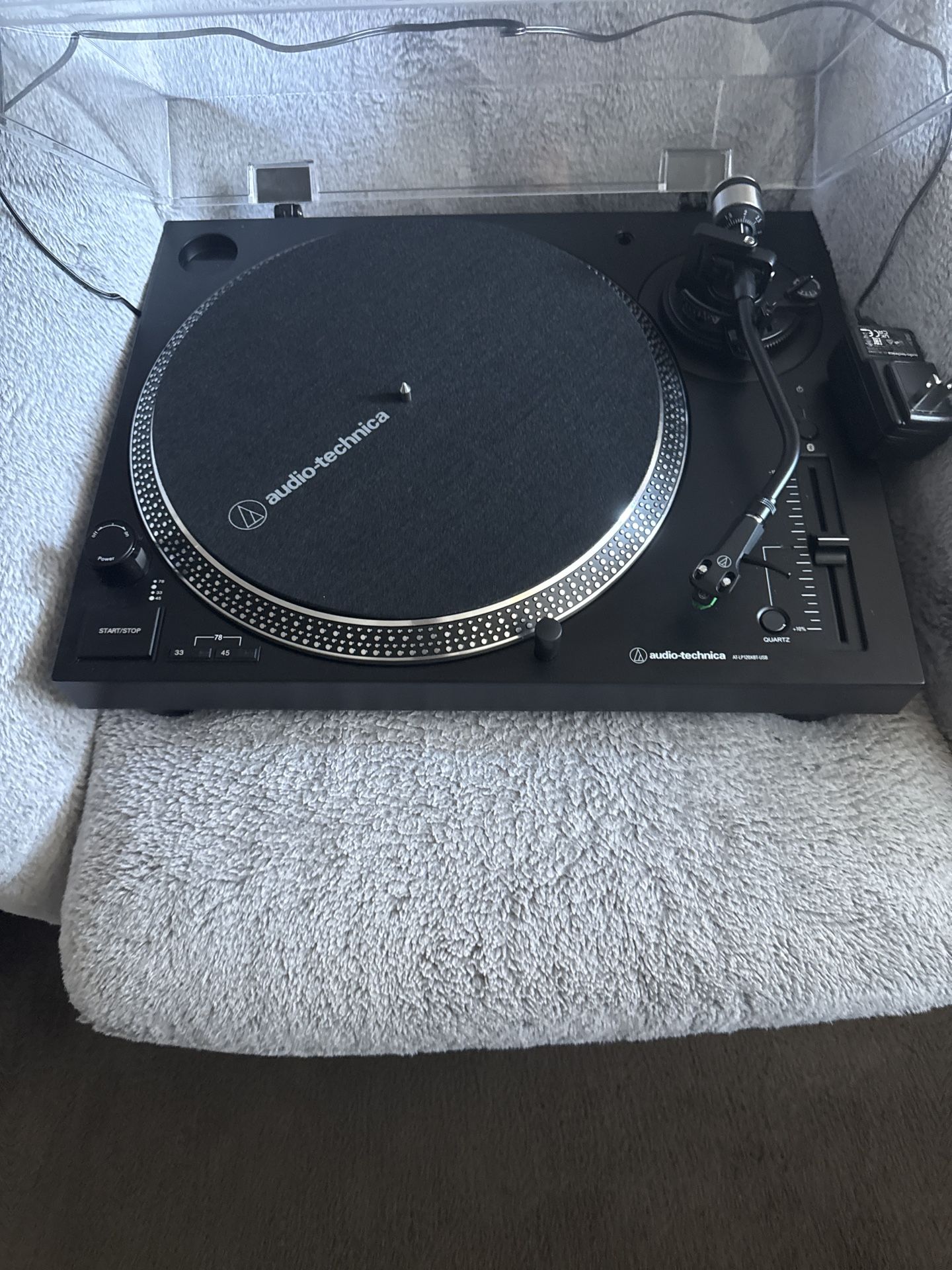 Audio-Technica AT-LP120XBT-USB Turntable + 2 Extra VM95E/H Cartridges β Like New