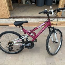 Tween Huffy Trail Runner Mountain Bike