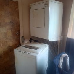 Washer And Dryer With Rack