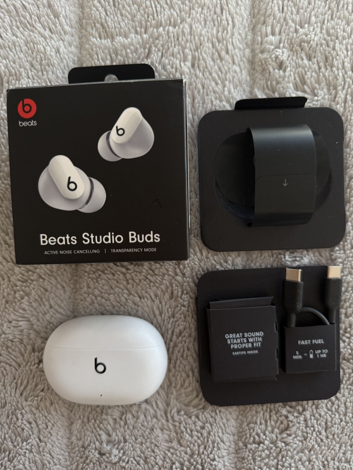 Beats Studio Buds 