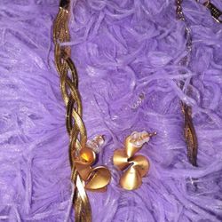 Necklace With Earrings 