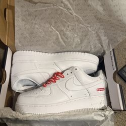 white supreme shoes size 7.5, 8.5, 9 , 9.5,10.5