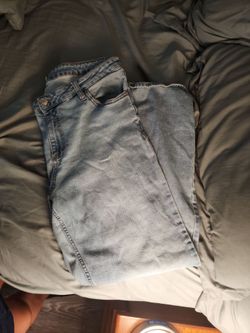 Light Wash Denim Jeans