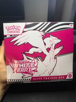 Pokémon Scarlet & Violet White Flare Elite Trainer Box