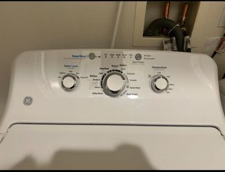 GE Washer /Large capacity Oniy 1 year Old / Samsung Elec. Dryer/ Good Condition